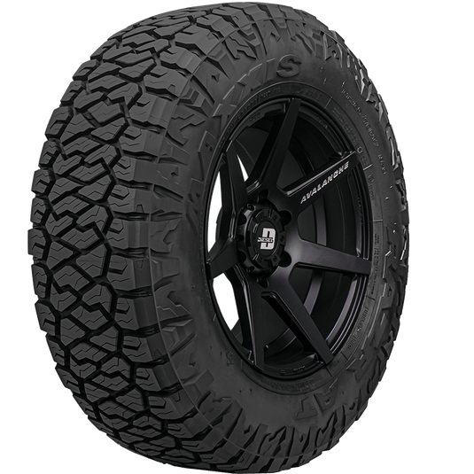Maxxis 265/70R17 121/118S RAZR AT-811